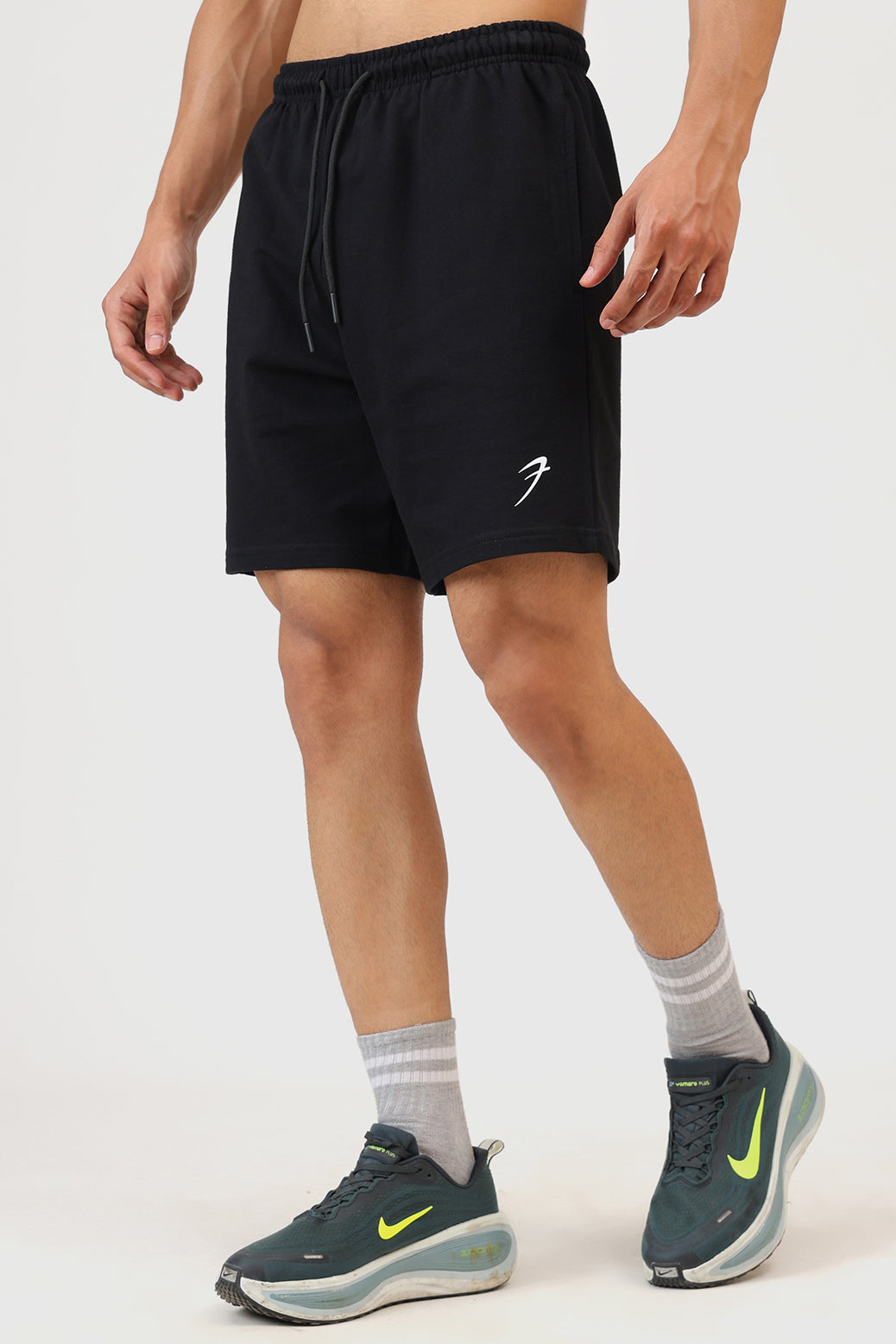 Apex Shorts Black